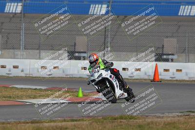 media/Nov-26-2022-Fastrack Riders (Sat) [[b001e85eef]]/Level 1/Session 3 Outside Turn 9/